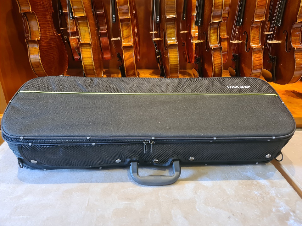 1/2 Violin-Set    ab 1.000,-- € - Set-001